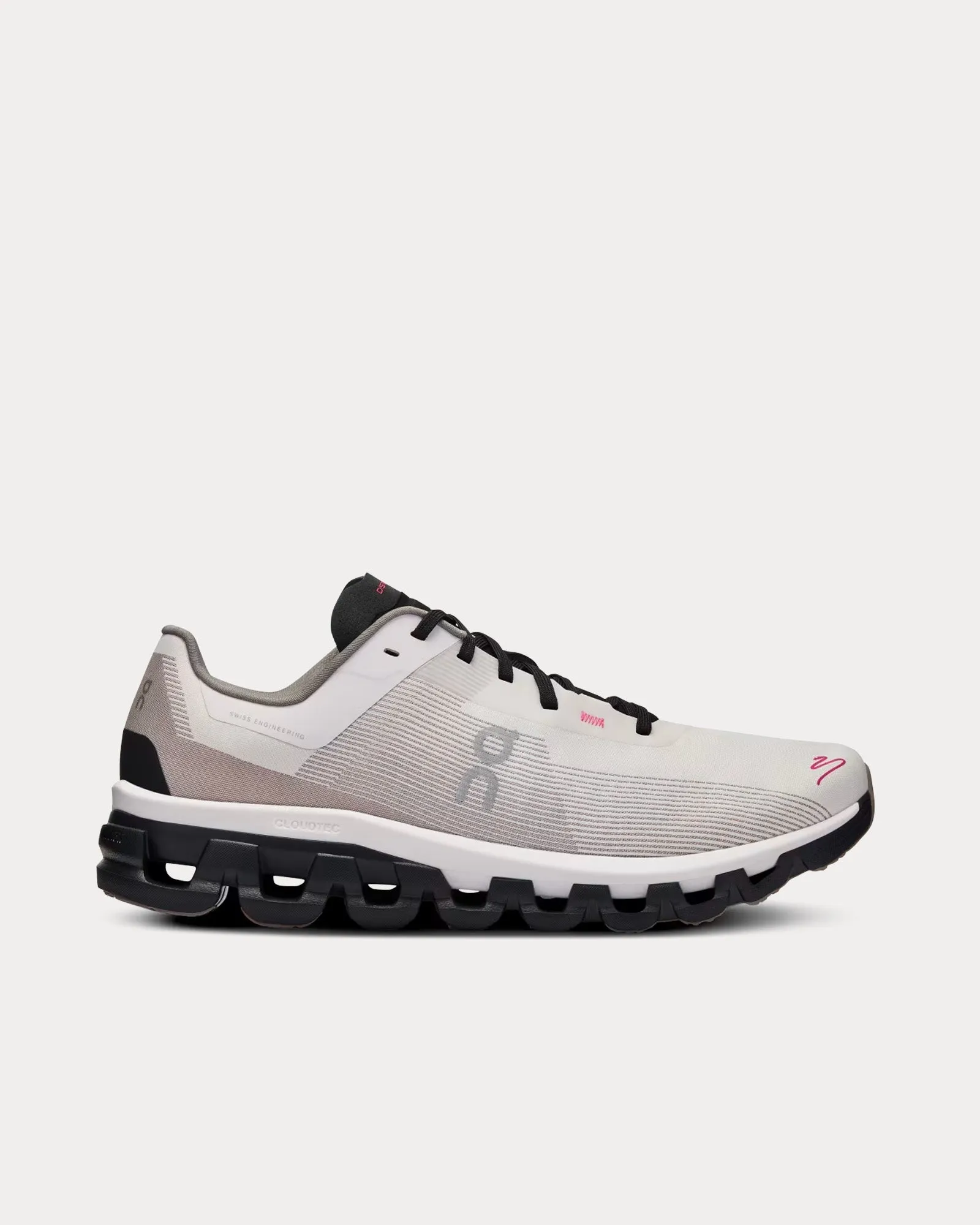 Cloudflow 4 White / Black Running Shoes