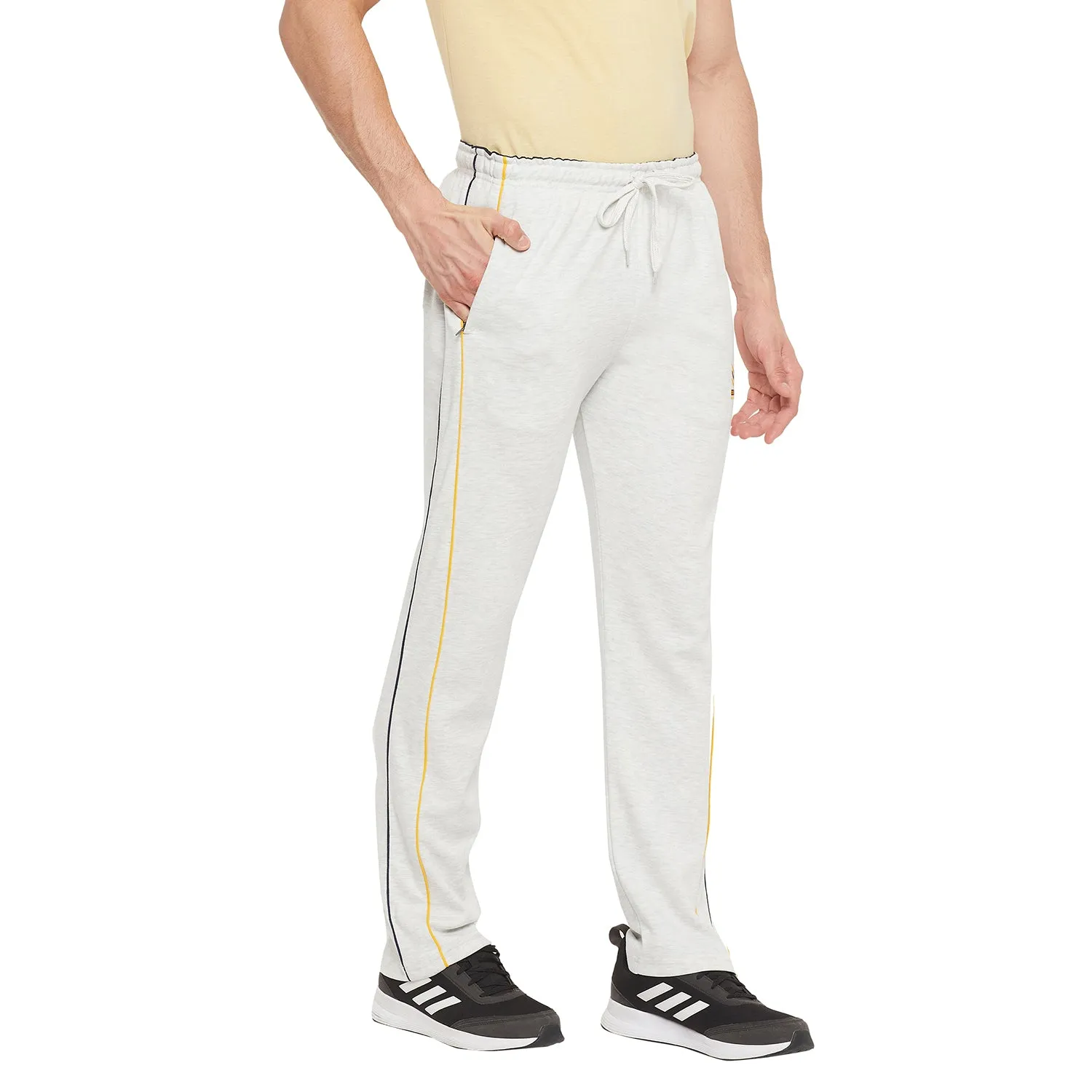 Duke Stardust Men Regular Track Pants (LF5500T)