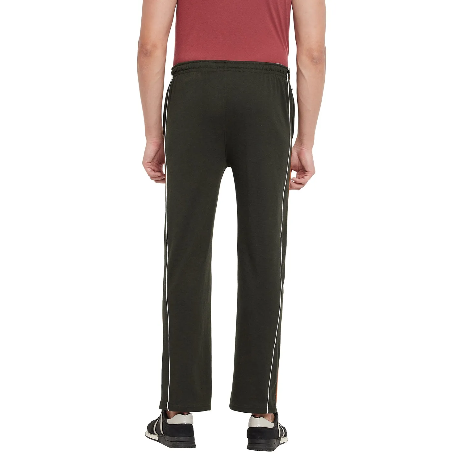 Duke Stardust Men Regular Track Pants (LF5500T)