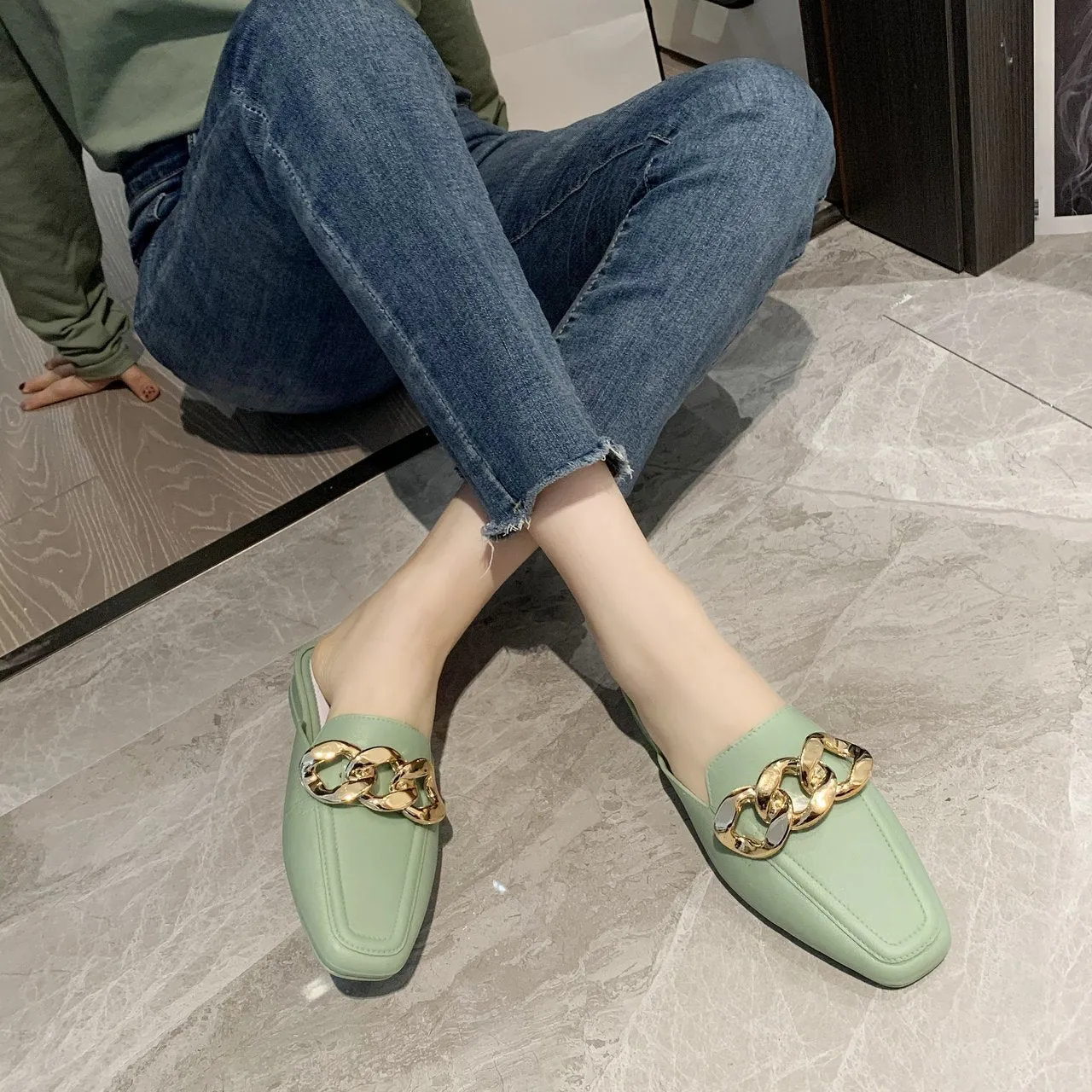 Finn Chain Pointed Toe Mule Summer Low Heel Pump Women's Chain Breathable Closed Toe Women's Shoes
