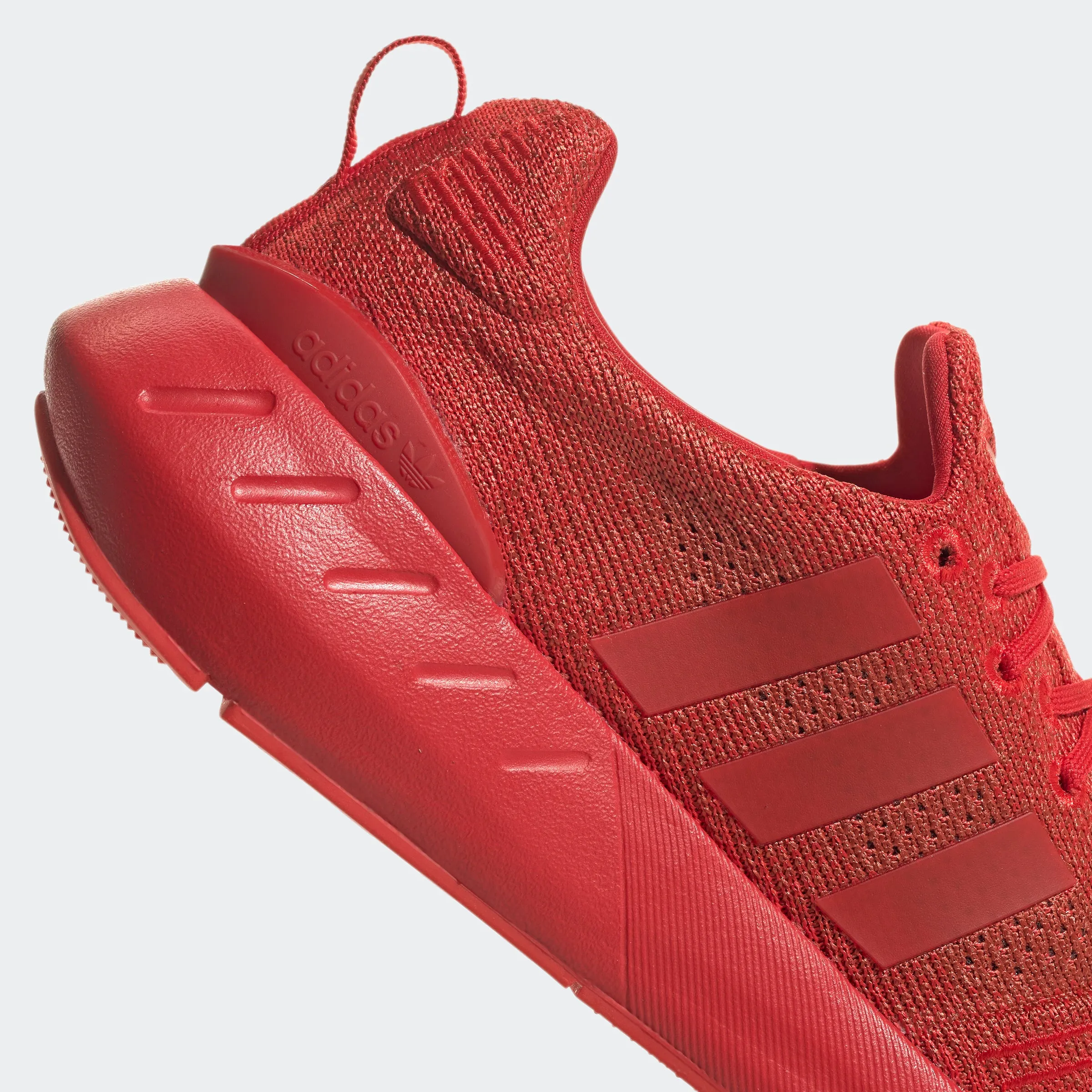 Men's adidas Originals Swift Run 22 Shoes Red