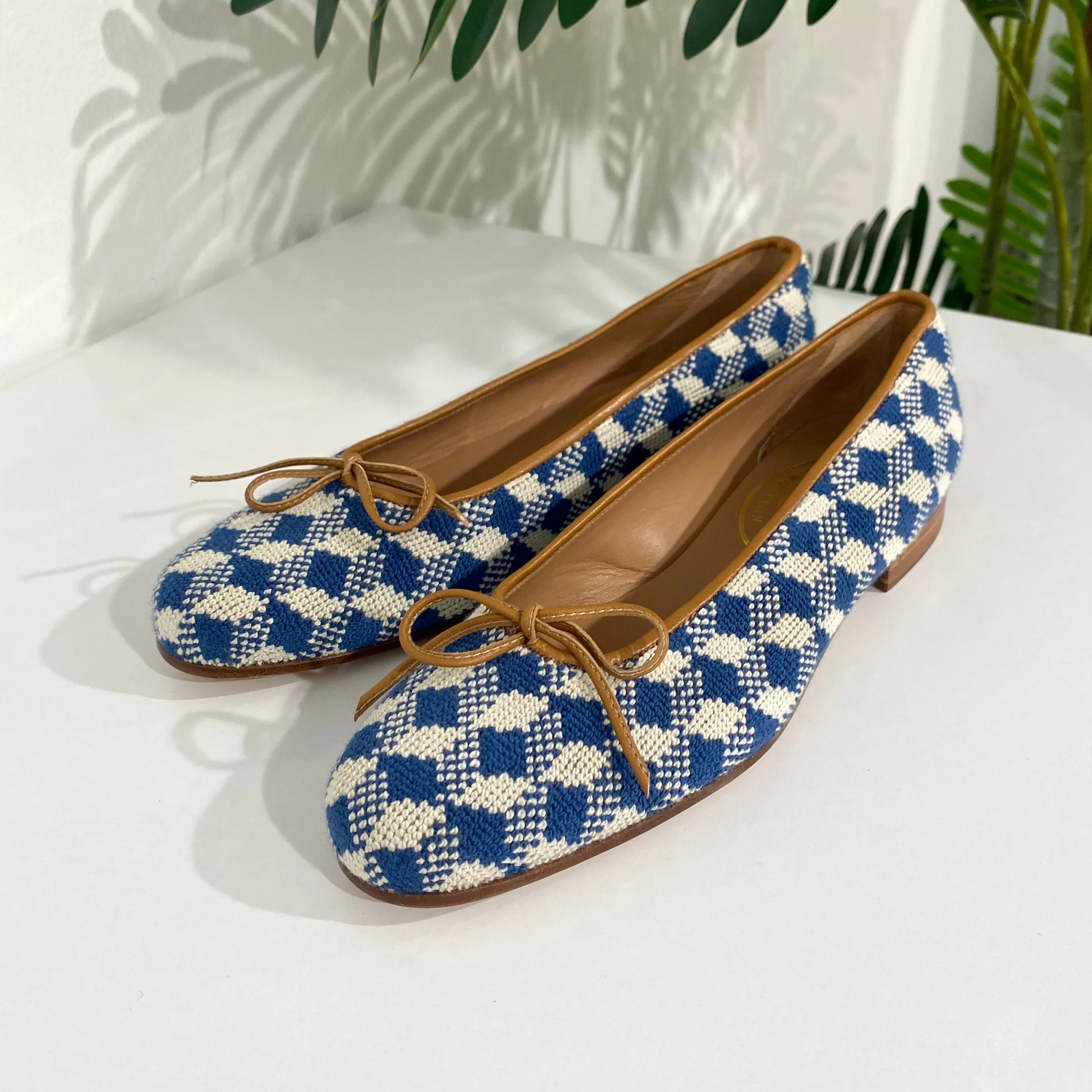 Stubbs & Wootton Blue & White Needlepoint Ballet Flats size 10.5