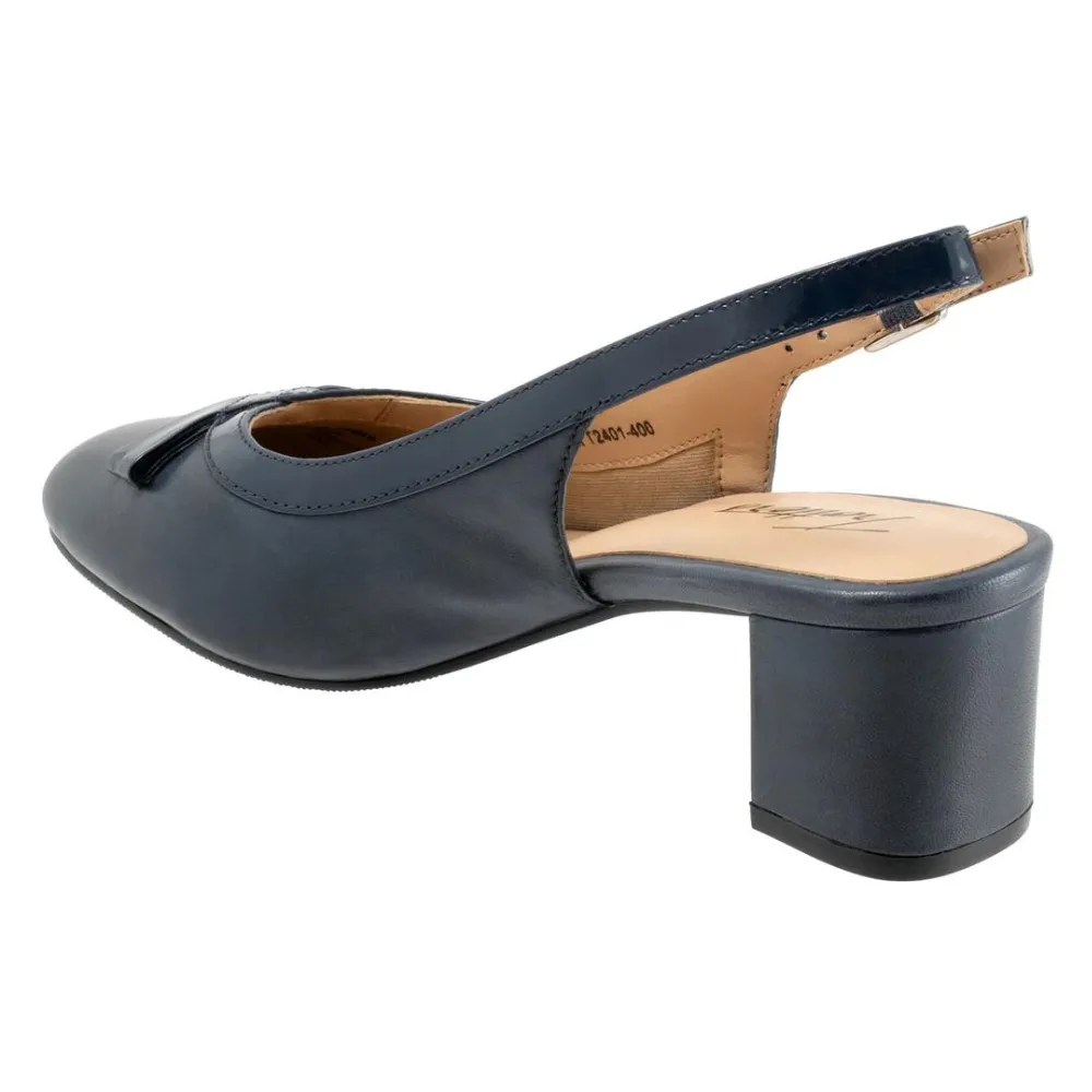 Trotters Dalani Navy Leather Pump (Women's)