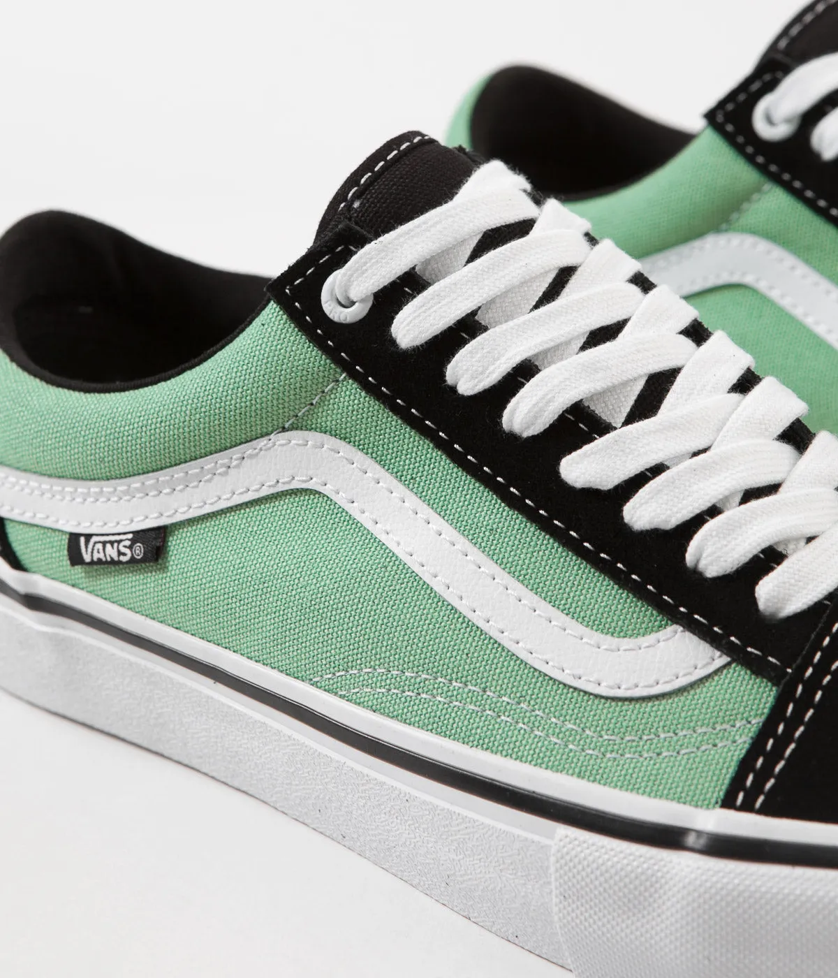 Vans Old Skool Pro Shoes - Black / Jade